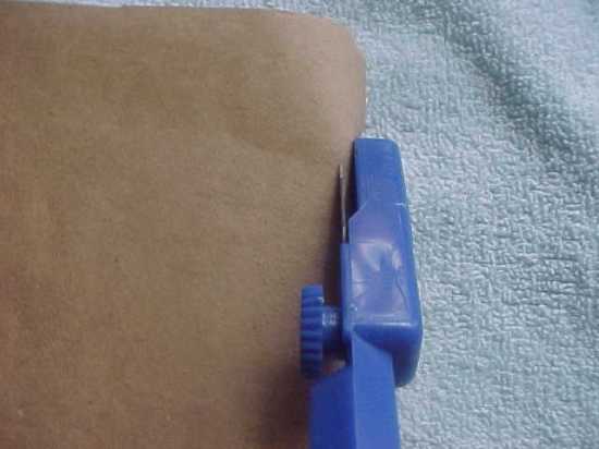 Dust Cover Trimming Tool